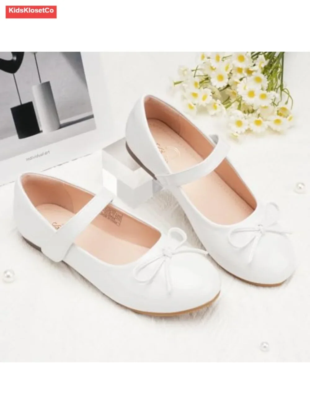Girls Mary Jane Flats Hook-and-Loop Dress Shoes with Cushioned Comfort for